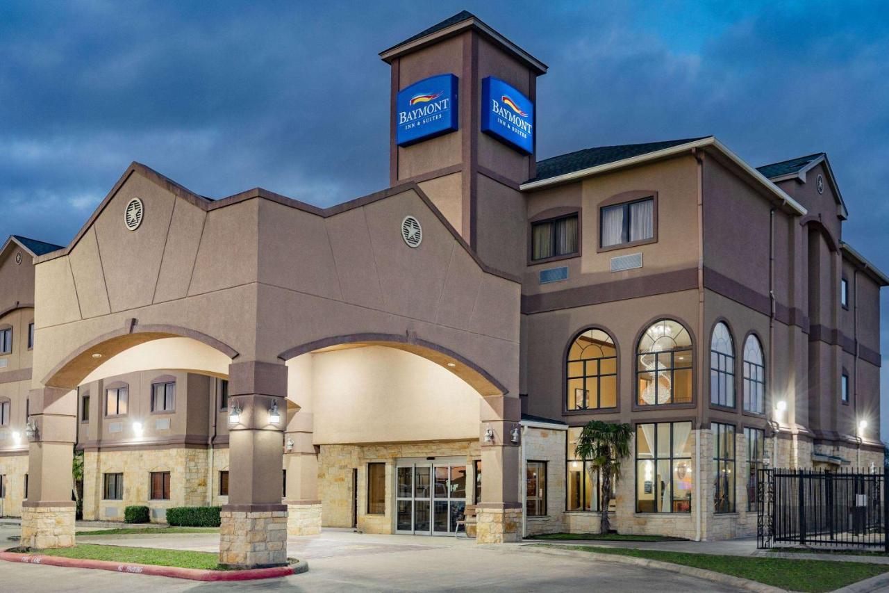 Hotel Baymont By Wyndham Cuero Exteriér fotografie