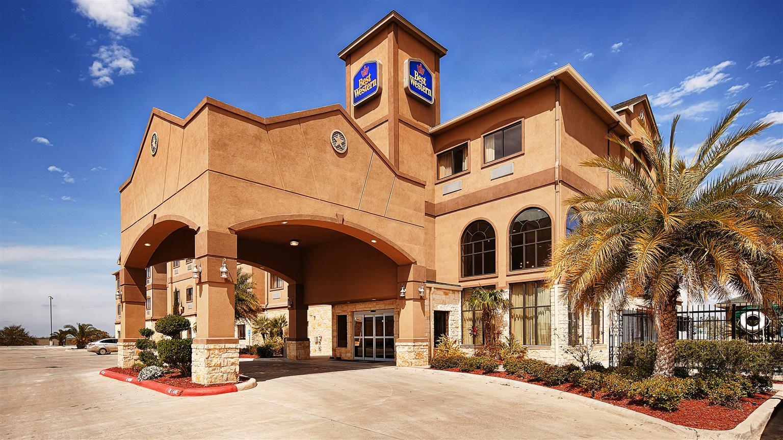 Hotel Baymont By Wyndham Cuero Exteriér fotografie